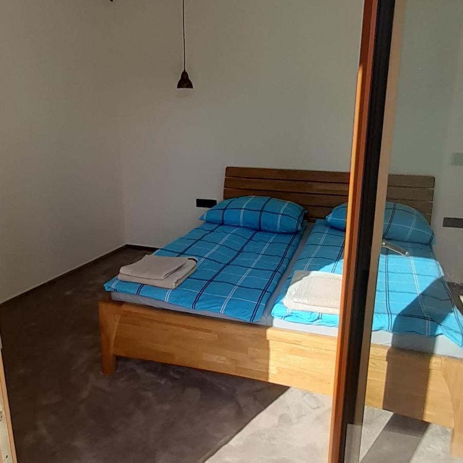 Apartman 107 Hotel Ovruc Штрбскє-Плесо Екстер'єр фото