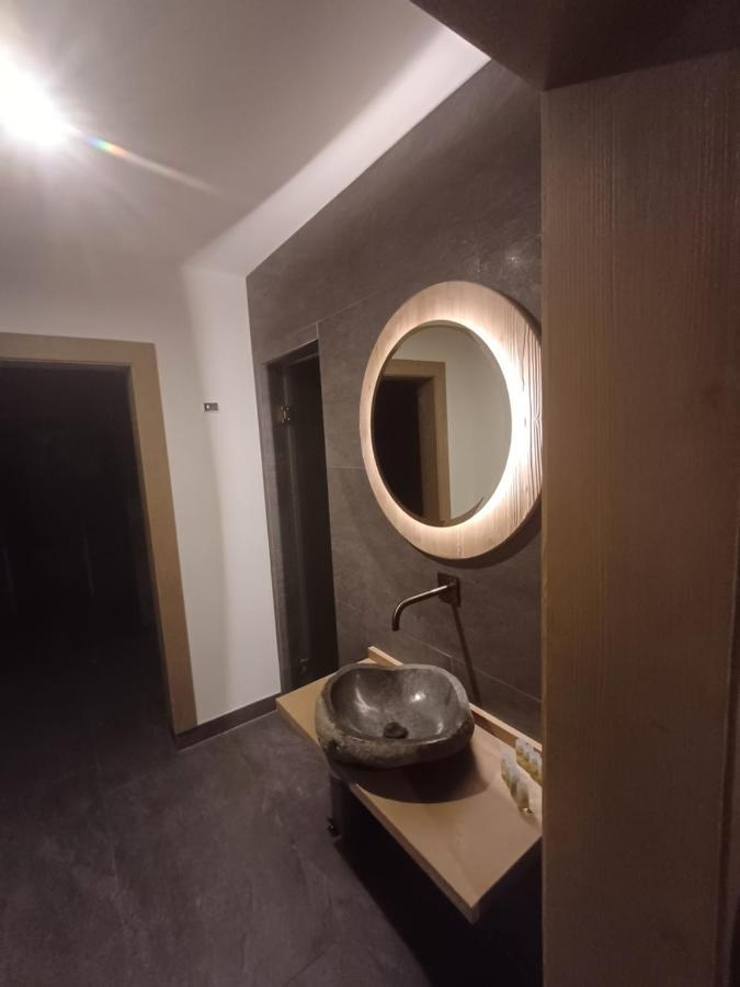 Apartman 107 Hotel Ovruc Штрбскє-Плесо Екстер'єр фото